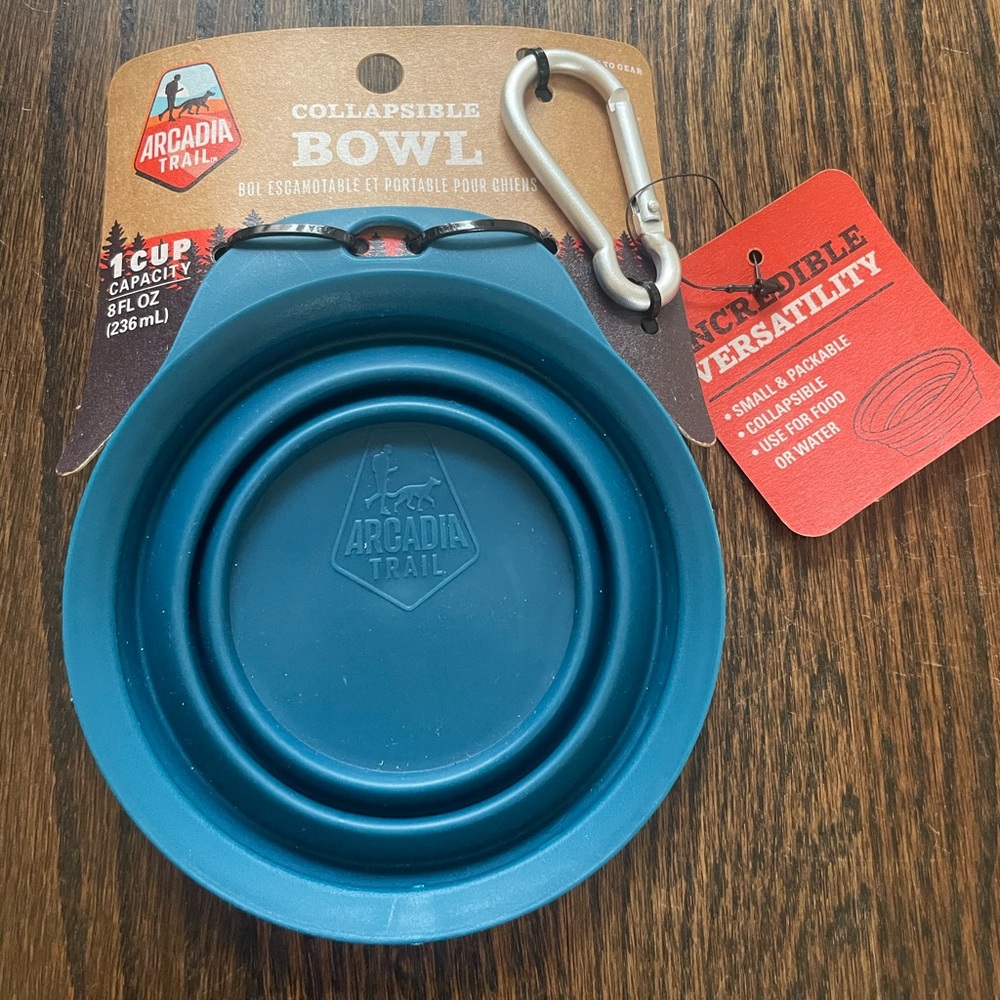 Arcadia Trail Collapsable Water Bowl - Brand New